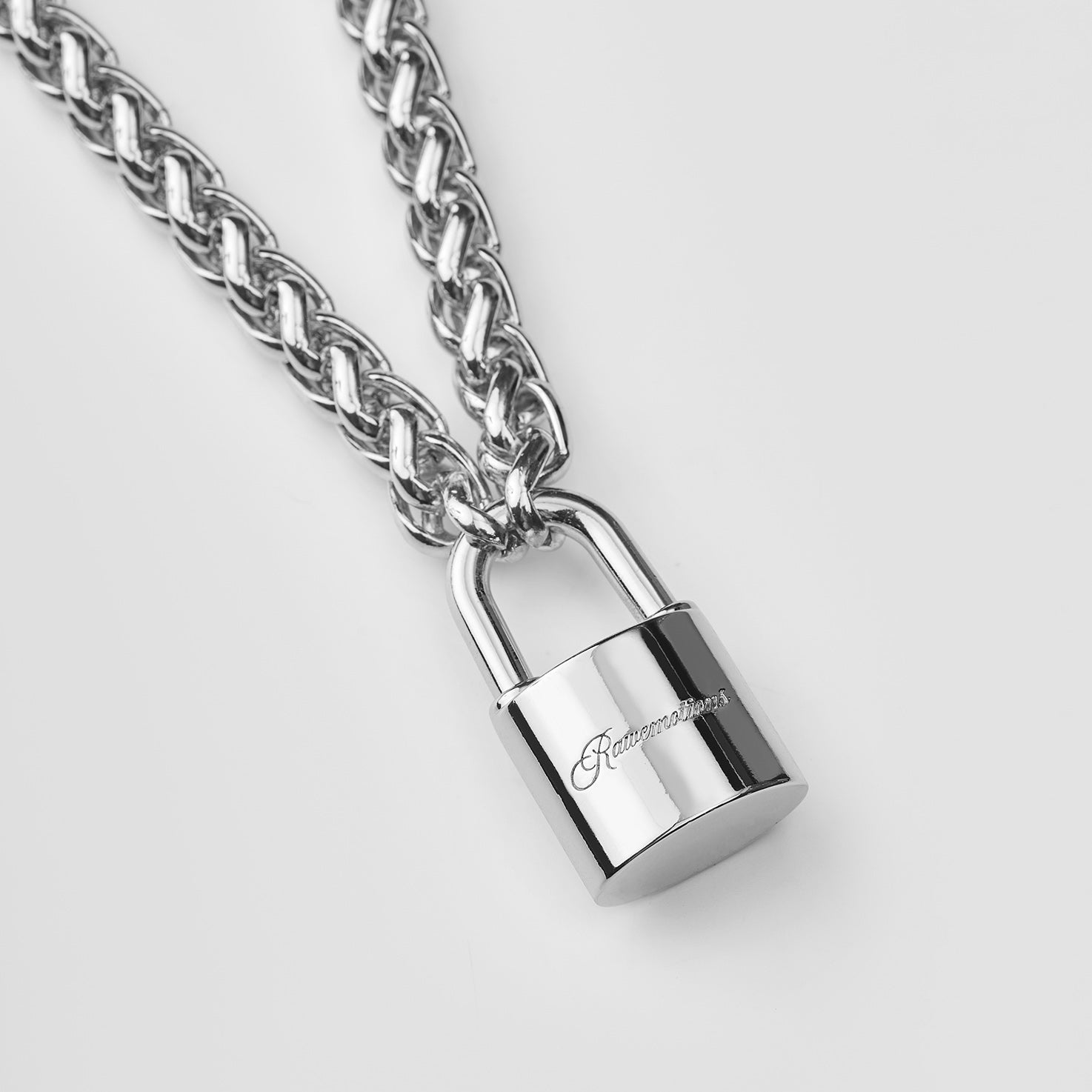 Sex Pistol Bootleg R Padlock Necklace (New)